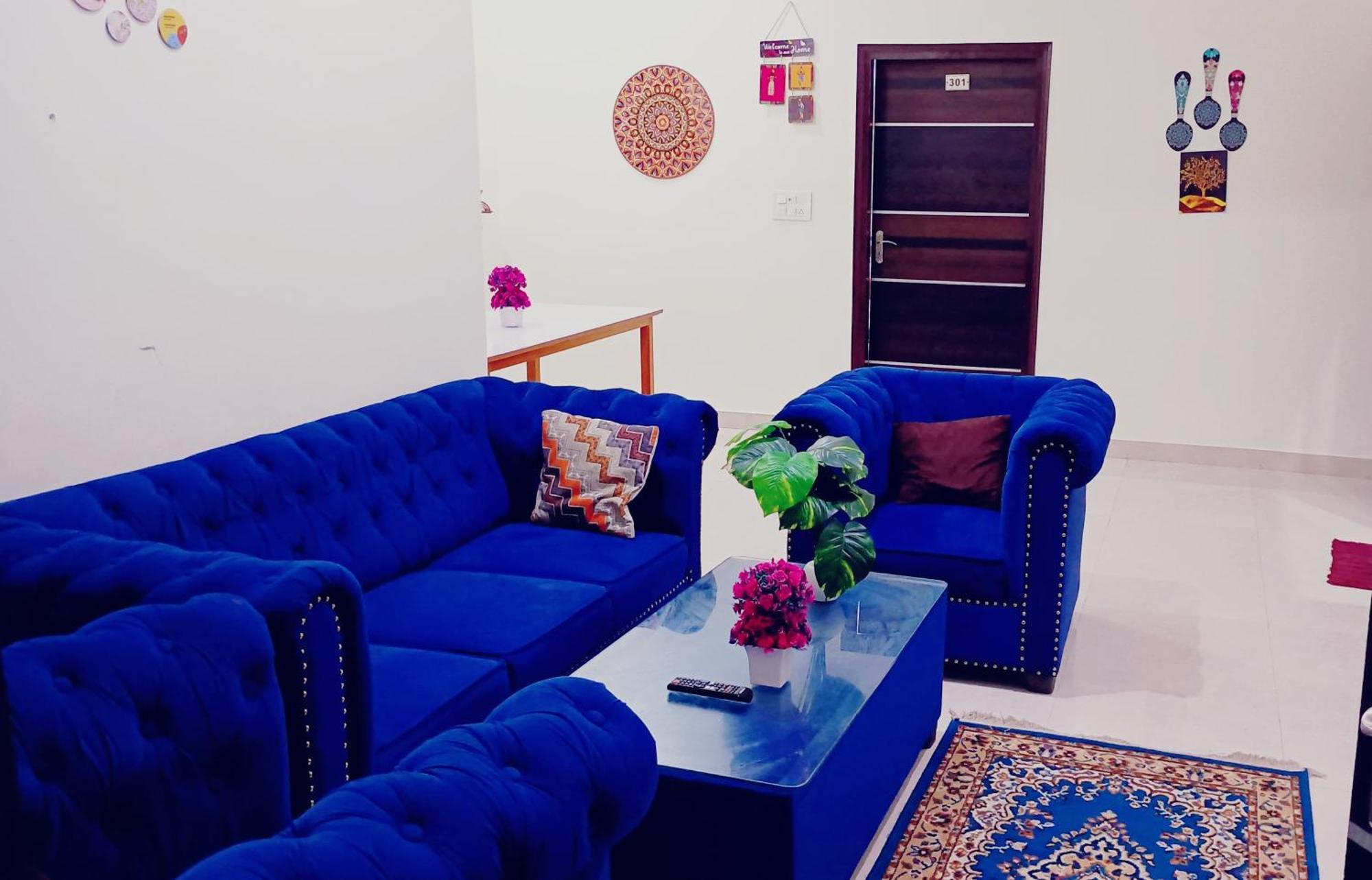 Two Bhk Abode In Golf City Lucknow Bagian luar foto